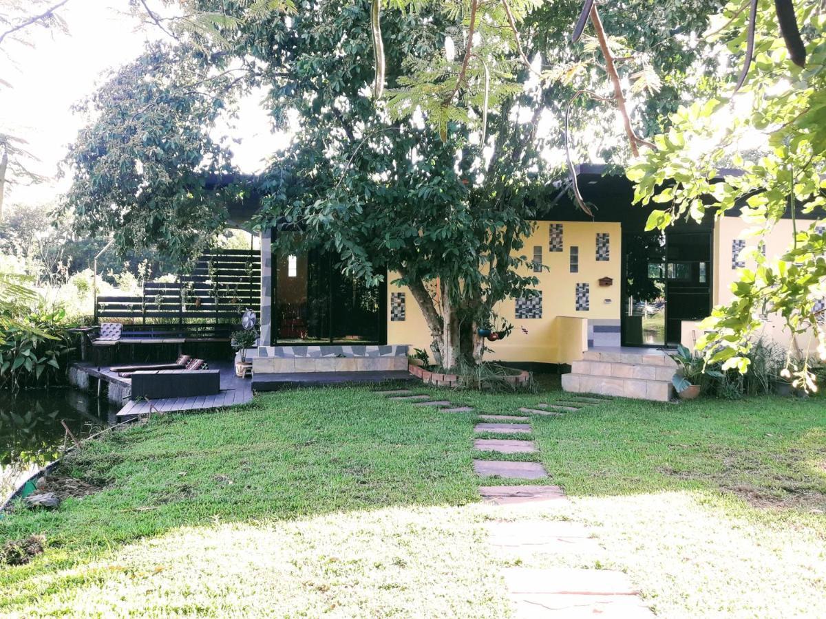 Llamados Fishing Lake San Kamphaeng Exterior photo